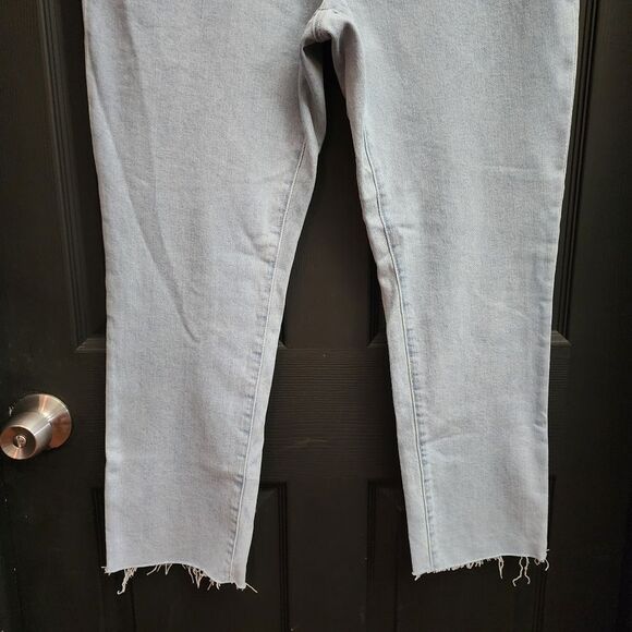 Good American 'Good Legs' Cigarette Raw Hem Jeans - Indigo145 - Picture 6 of 16